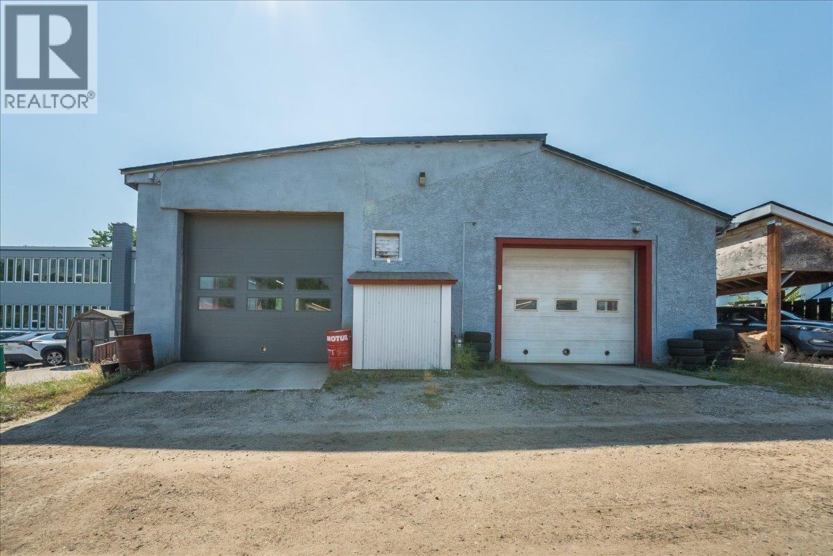 2045 Columbia Avenue, Trail, BC