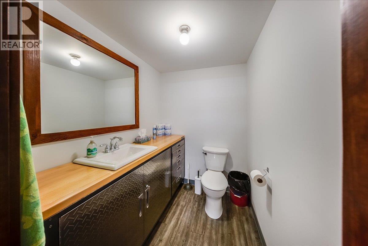 2045 Columbia Avenue, Trail, BC