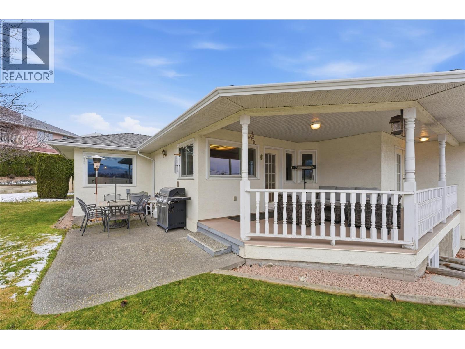 124 Sarsons Road Unit# 17, Vernon, BC - Outdoor With Deck Patio Veranda