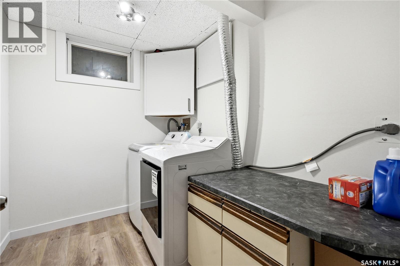 130 Flavelle Crescent, Saskatoon, SK - Indoor Photo Showing Laundry Room