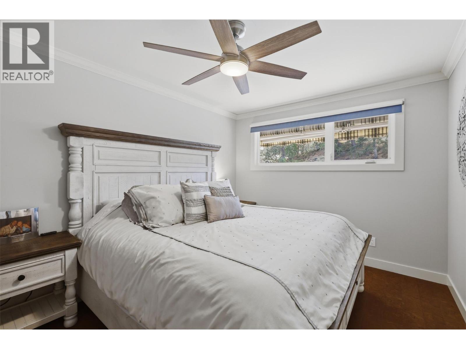 779 Gleneagles Drive, Kamloops, BC - Indoor Photo Showing Bedroom