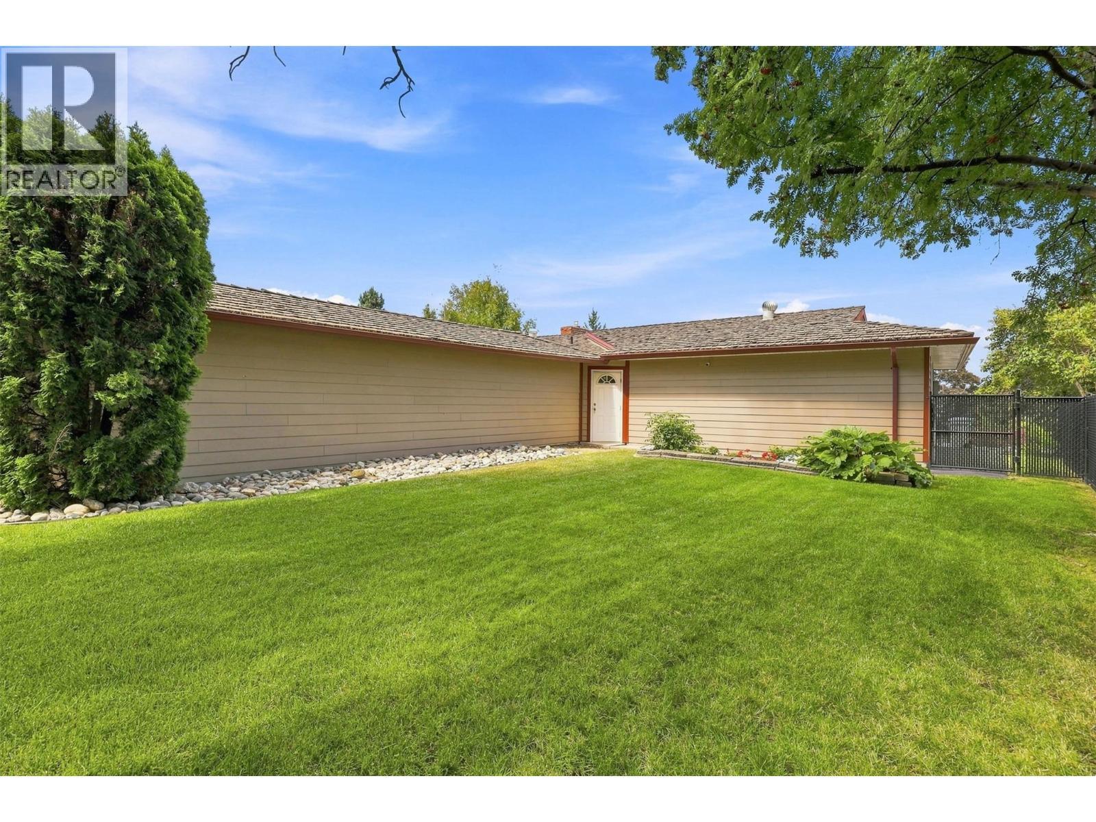 779 Gleneagles Drive, Kamloops, BC - Outdoor