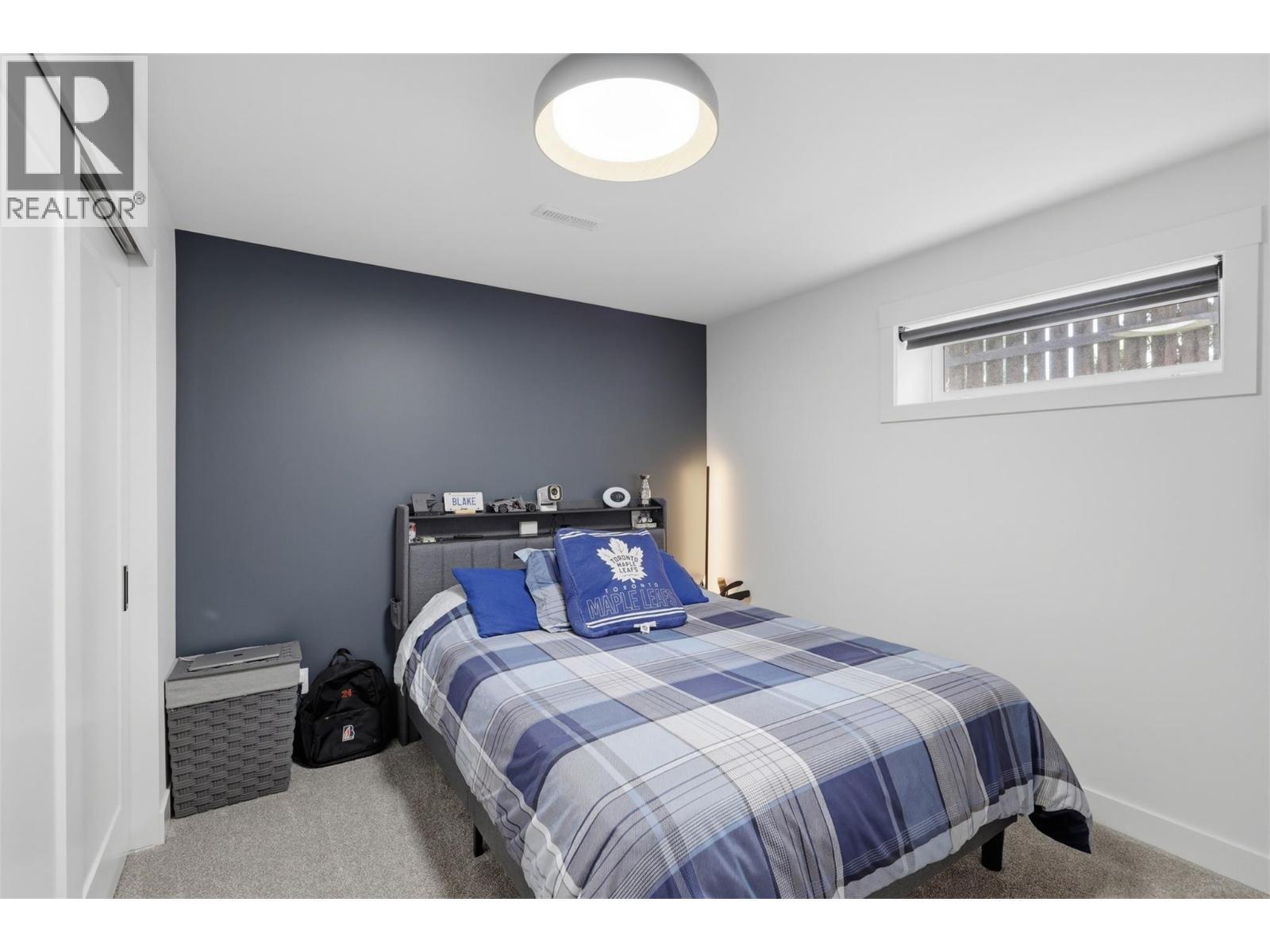 779 Gleneagles Drive, Kamloops, BC - Indoor Photo Showing Bedroom