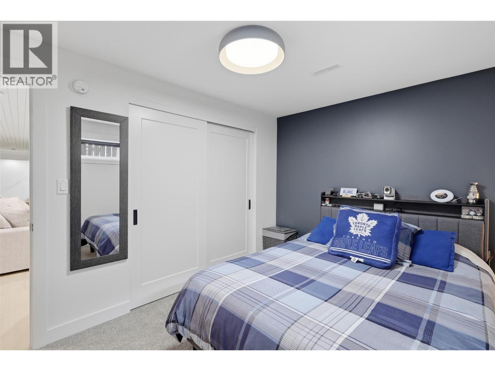 779 Gleneagles Drive, Kamloops, BC - Indoor Photo Showing Bedroom