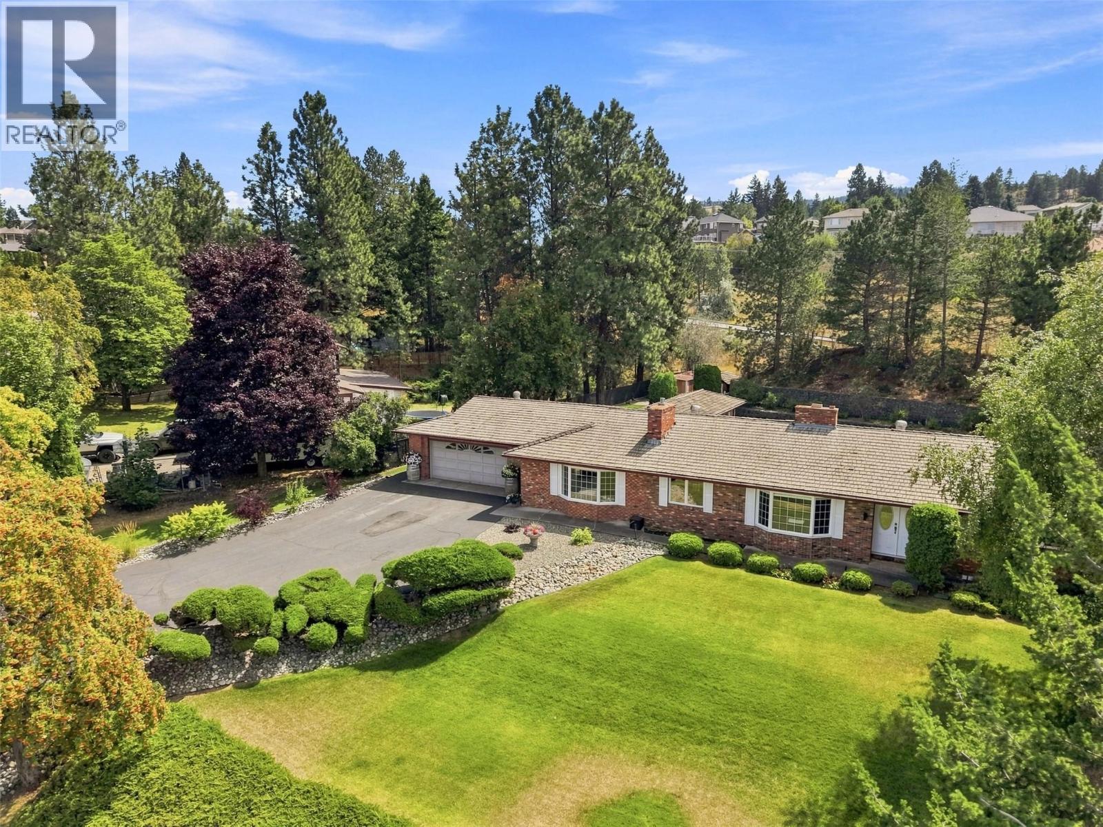 779 Gleneagles Drive, Kamloops, BC - Outdoor