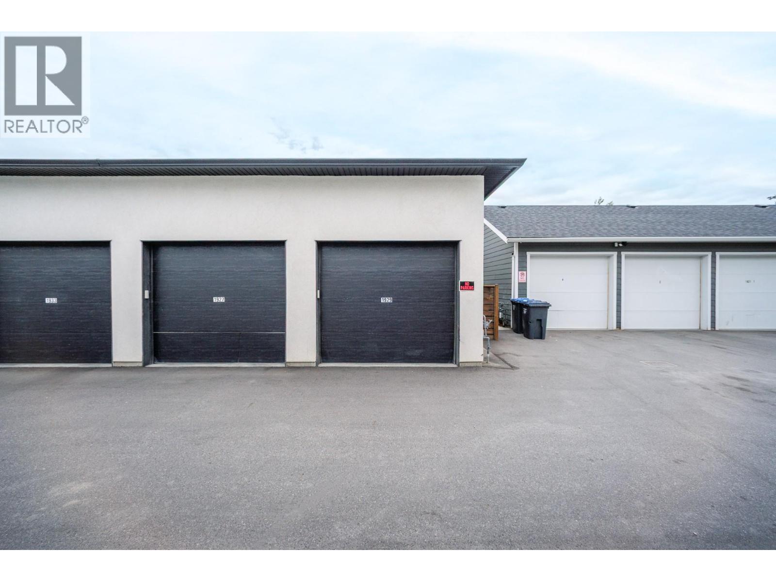 1929 Ethel Street, Kelowna, BC - Outdoor