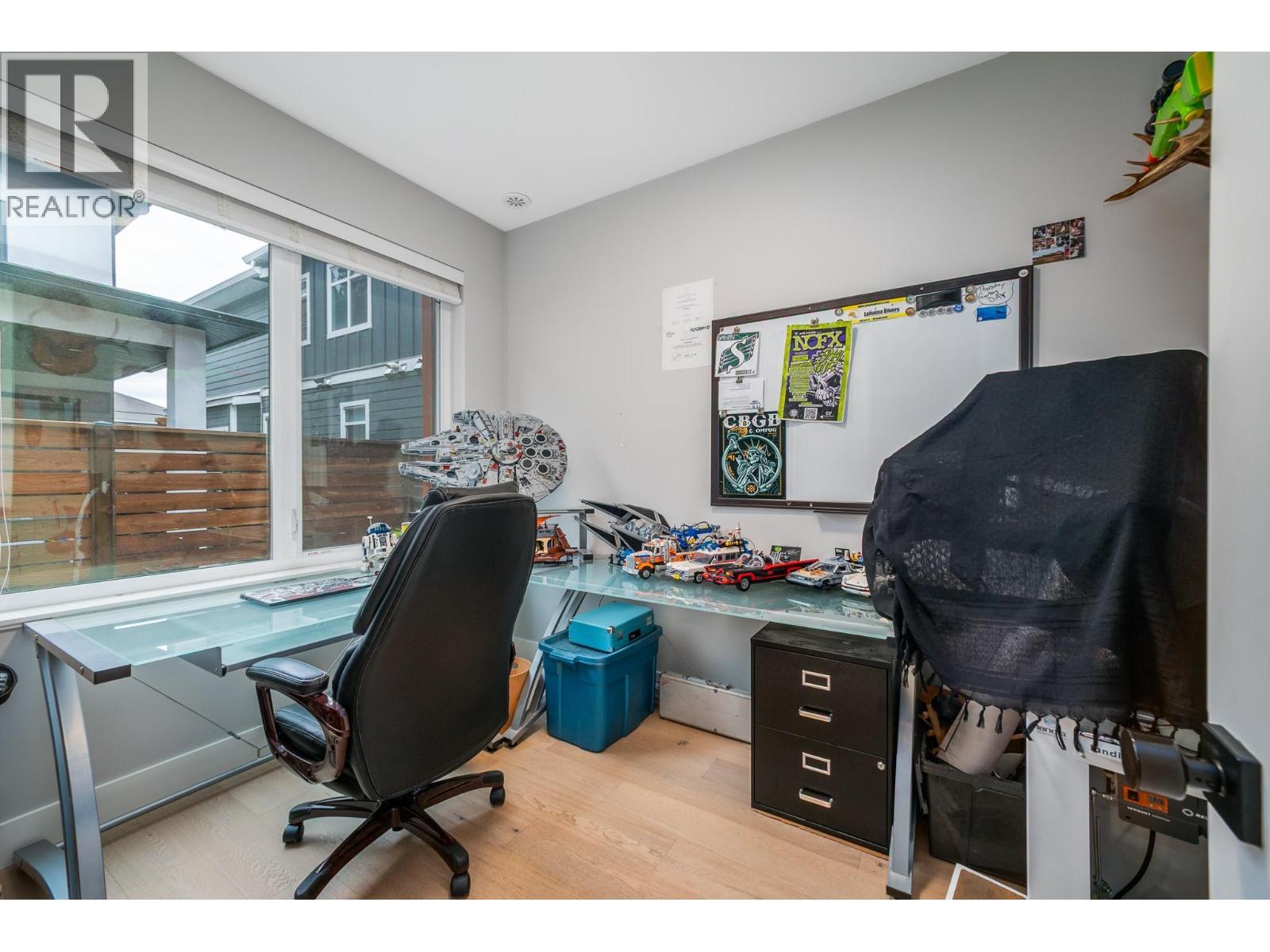 1929 Ethel Street, Kelowna, BC - Indoor Photo Showing Office