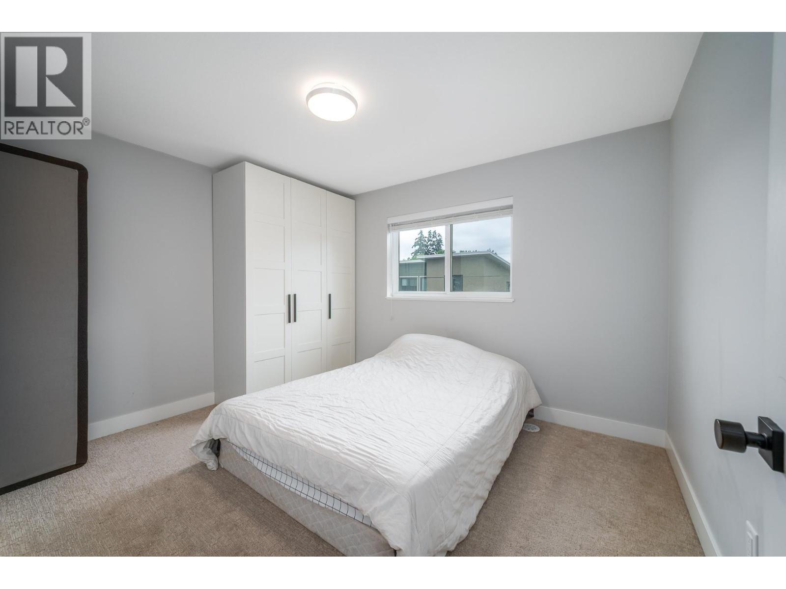 1929 Ethel Street, Kelowna, BC - Indoor Photo Showing Bedroom