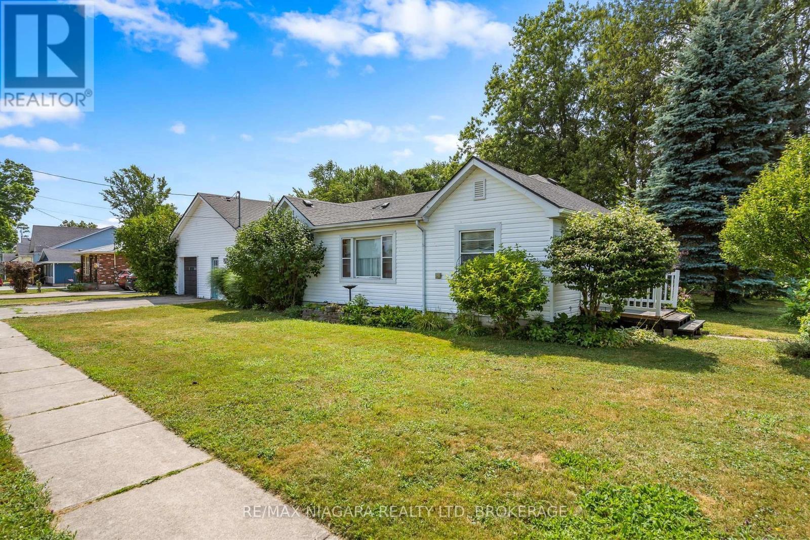333 Ridge Road S, Fort Erie (Crystal Beach), ON - Outdoor