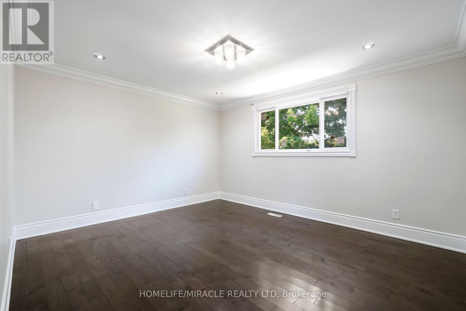 70 Cockburn Drive, Toronto, ON - Indoor Photo Showing Other Room