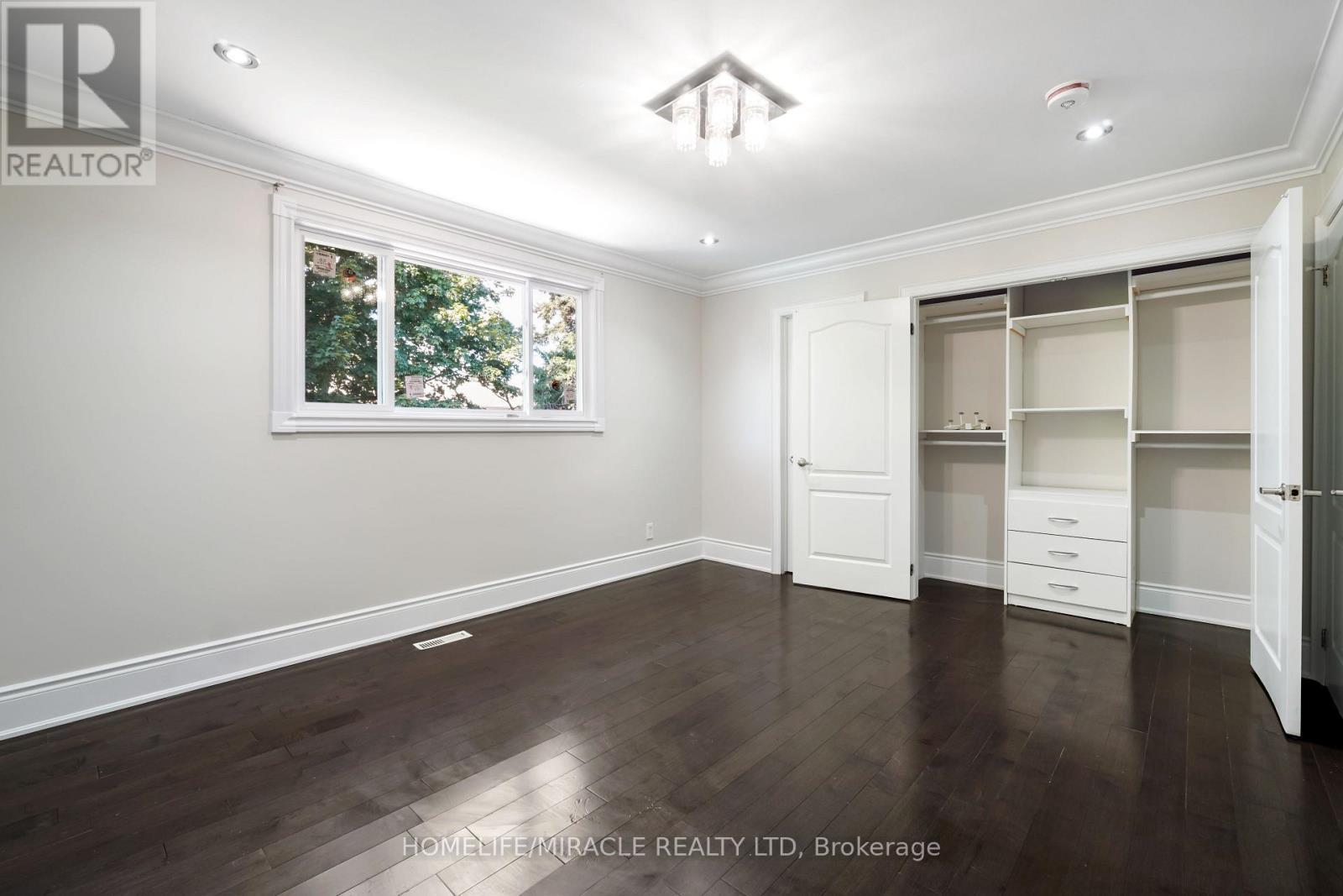 70 Cockburn Drive, Toronto, ON - Indoor Photo Showing Other Room