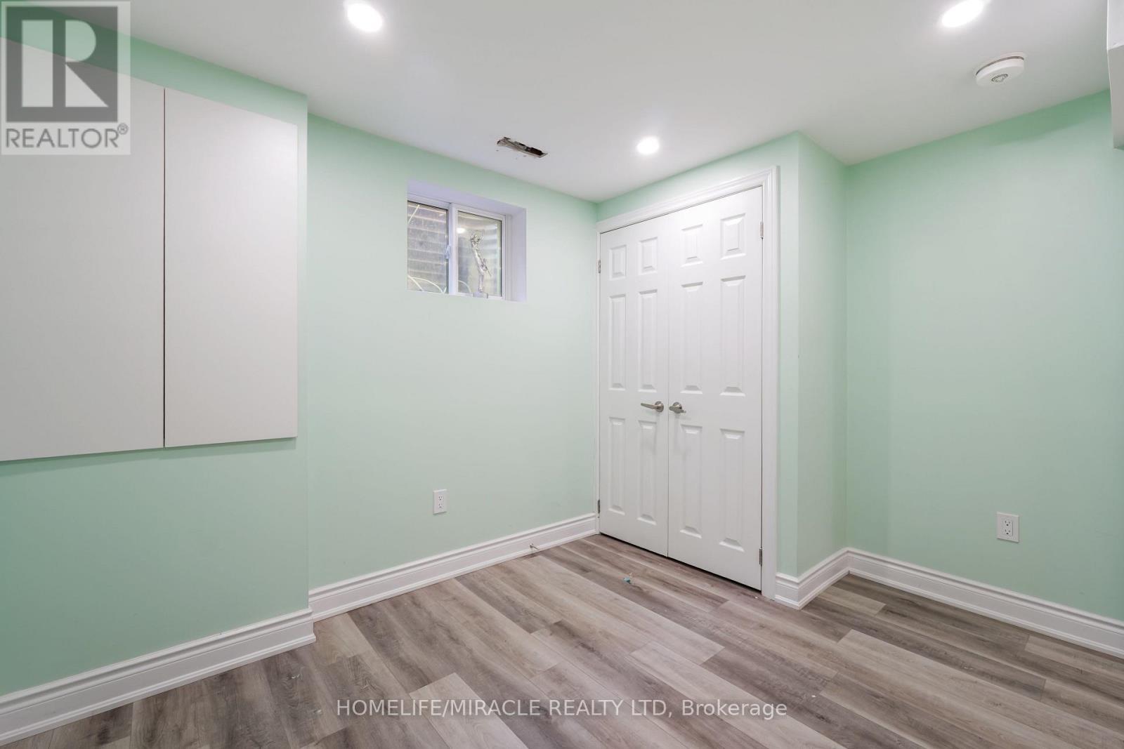 70 Cockburn Drive, Toronto, ON - Indoor Photo Showing Other Room