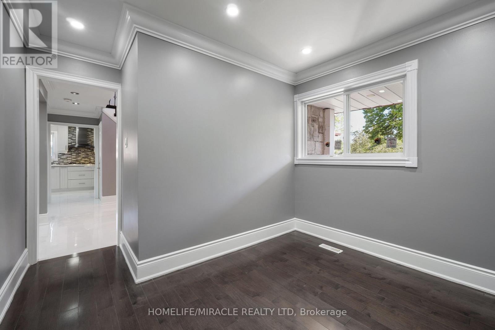 70 Cockburn Drive, Toronto, ON - Indoor Photo Showing Other Room