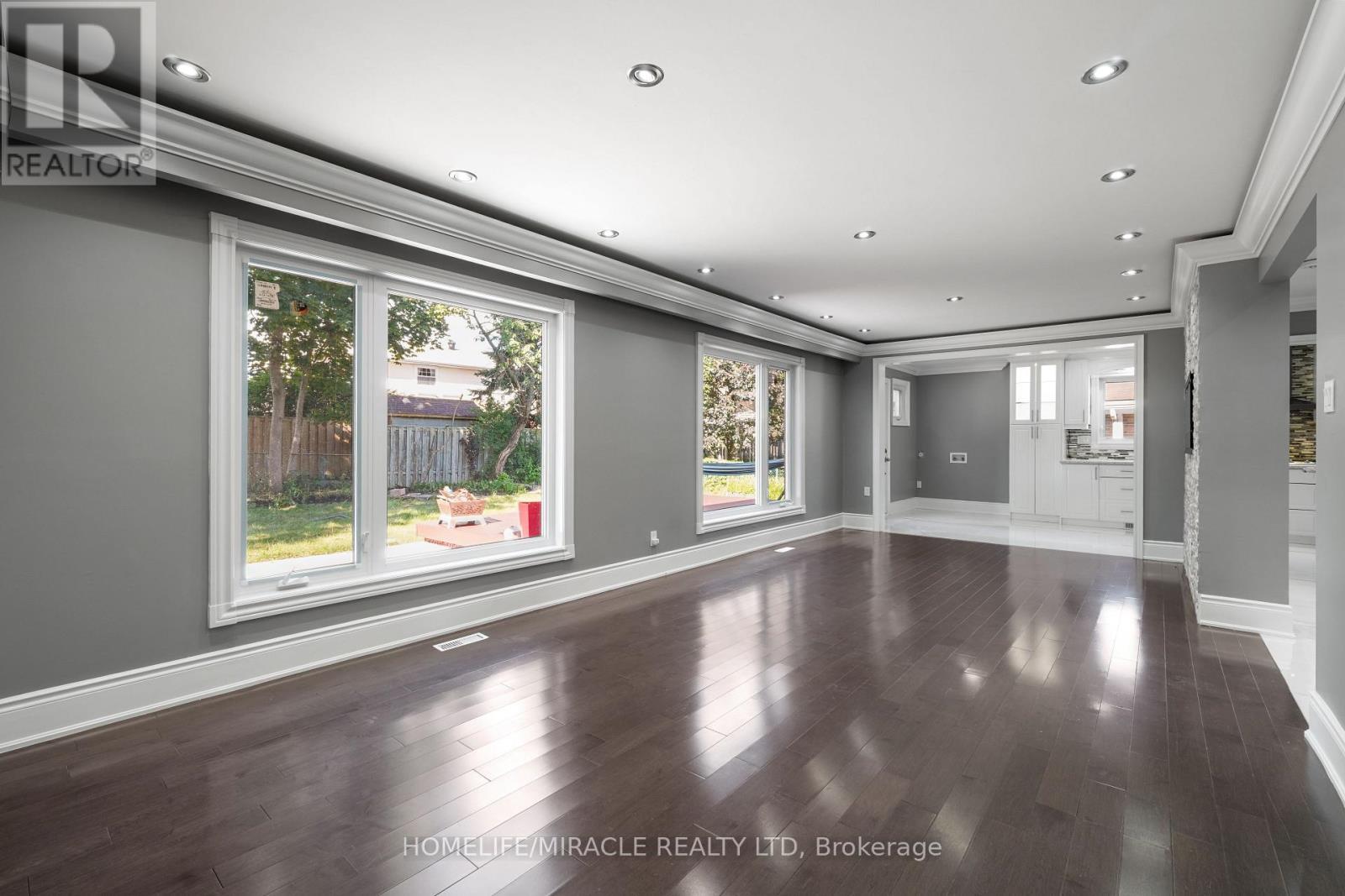 70 Cockburn Drive, Toronto, ON - Indoor Photo Showing Other Room
