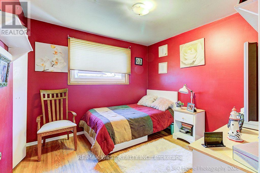 1583 Otterby Road, Mississauga, ON - Indoor Photo Showing Bedroom