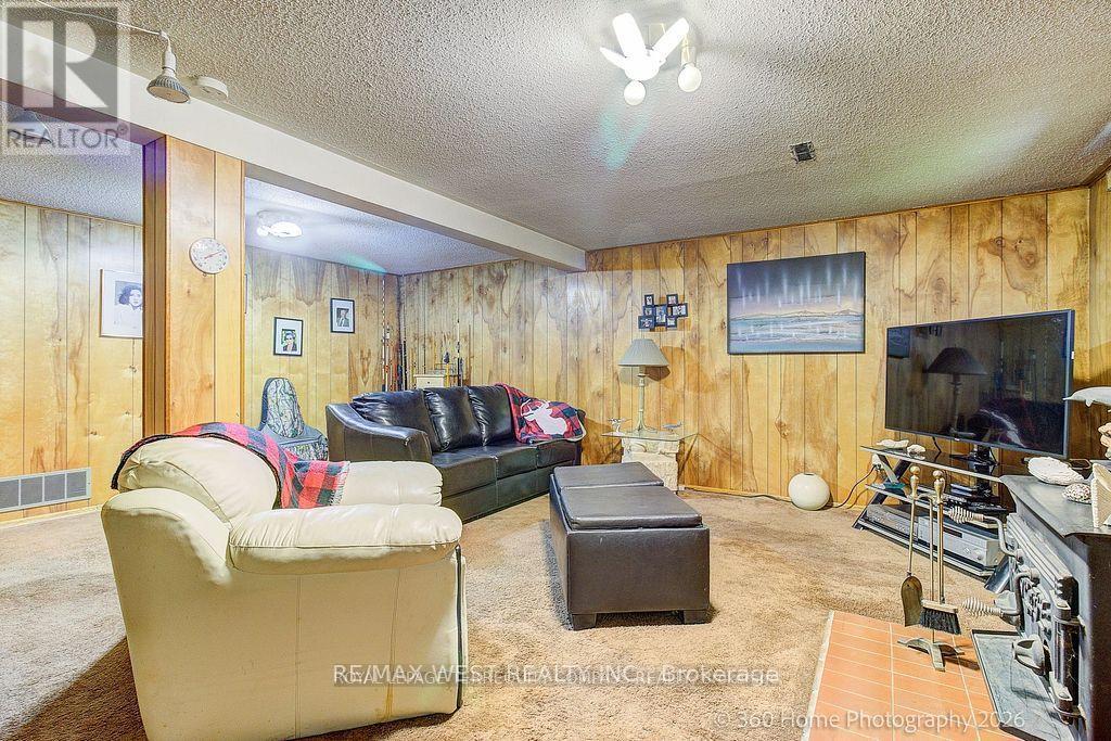 1583 Otterby Road, Mississauga, ON - Indoor Photo Showing Basement