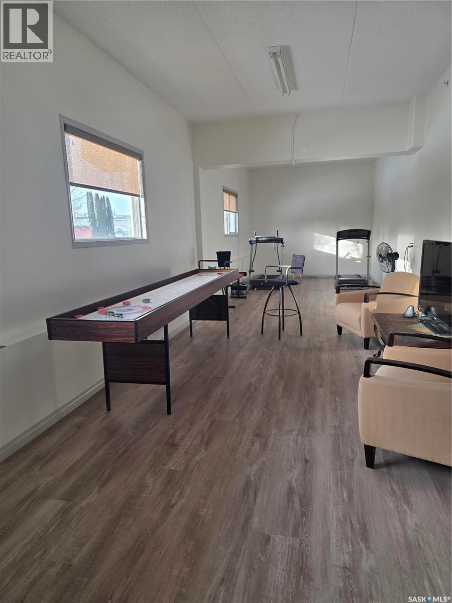 205 701 Henry Street, Estevan, SK - Indoor Photo Showing Other Room