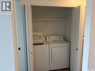 35 4850 Harbour Landing Drive, Regina, SK - Indoor Photo Showing Laundry Room