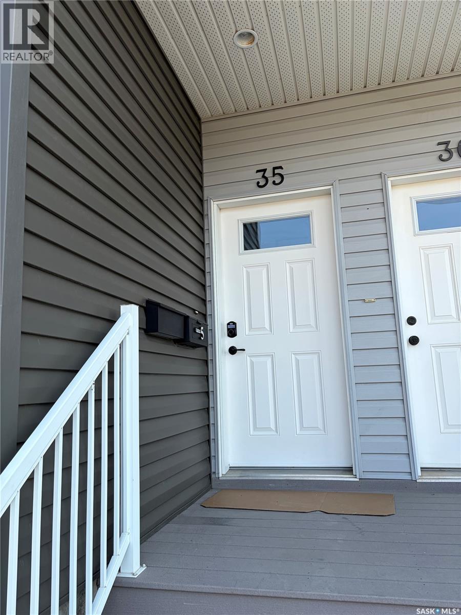 35 4850 Harbour Landing Drive, Regina, SK - Outdoor With Exterior