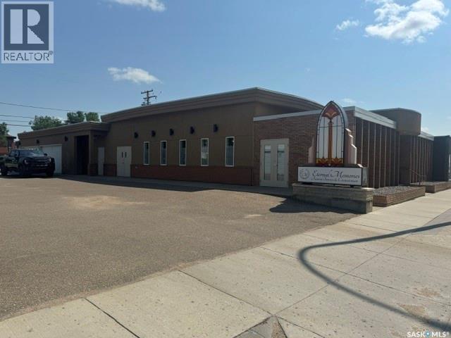1332-1342 100Th Street, North Battleford, SK