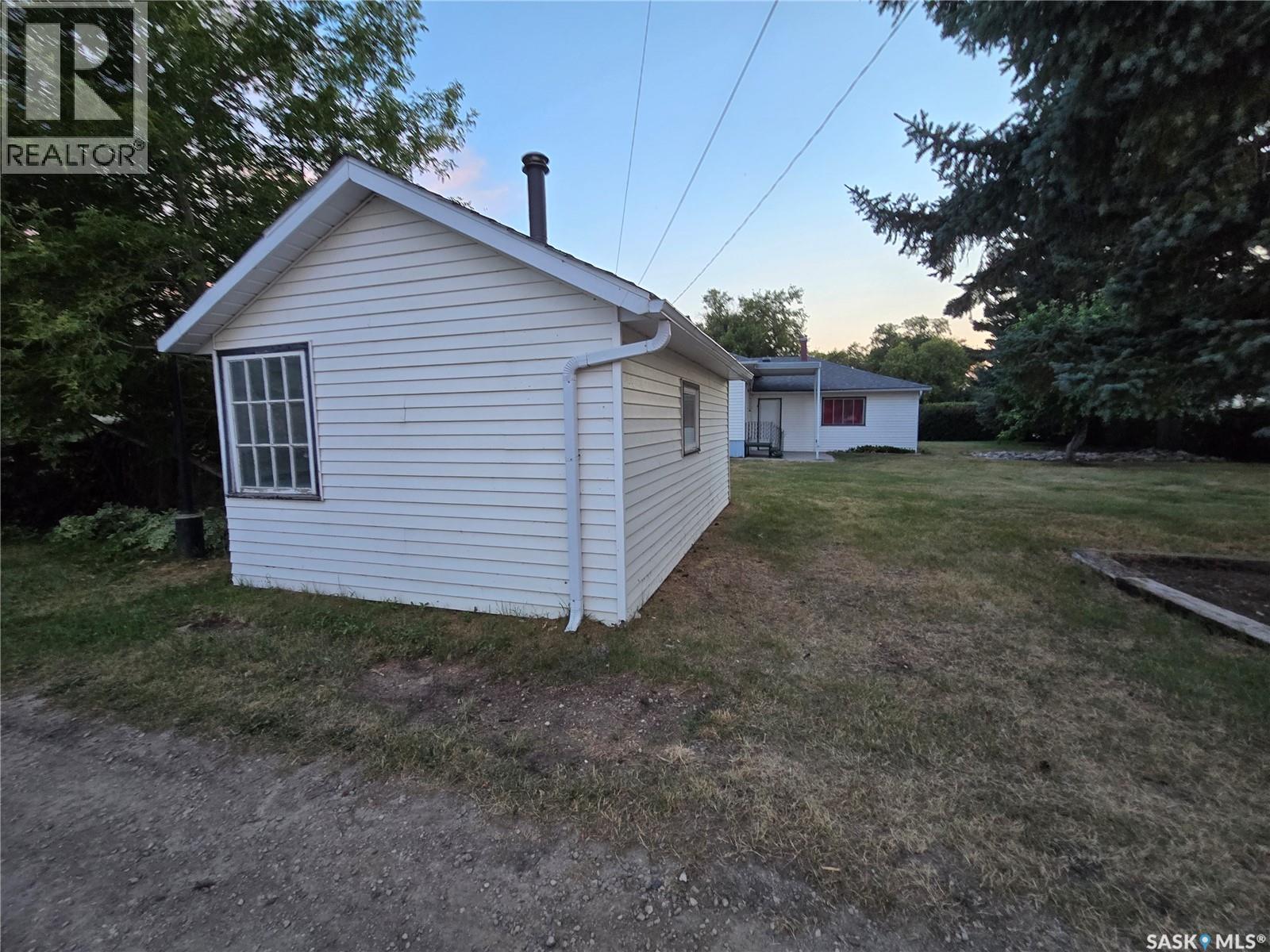 142 First Street W, Glenavon, SK - Outdoor