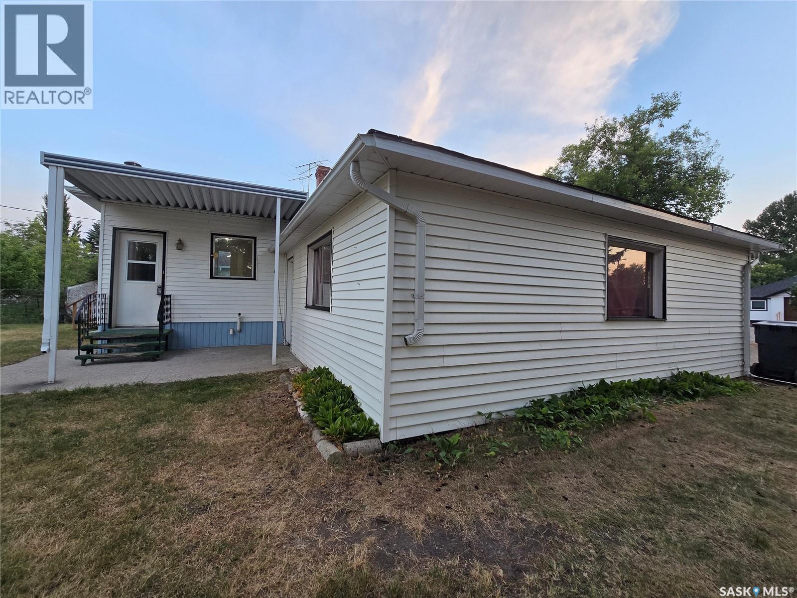 142 First Street W, Glenavon, SK - Outdoor