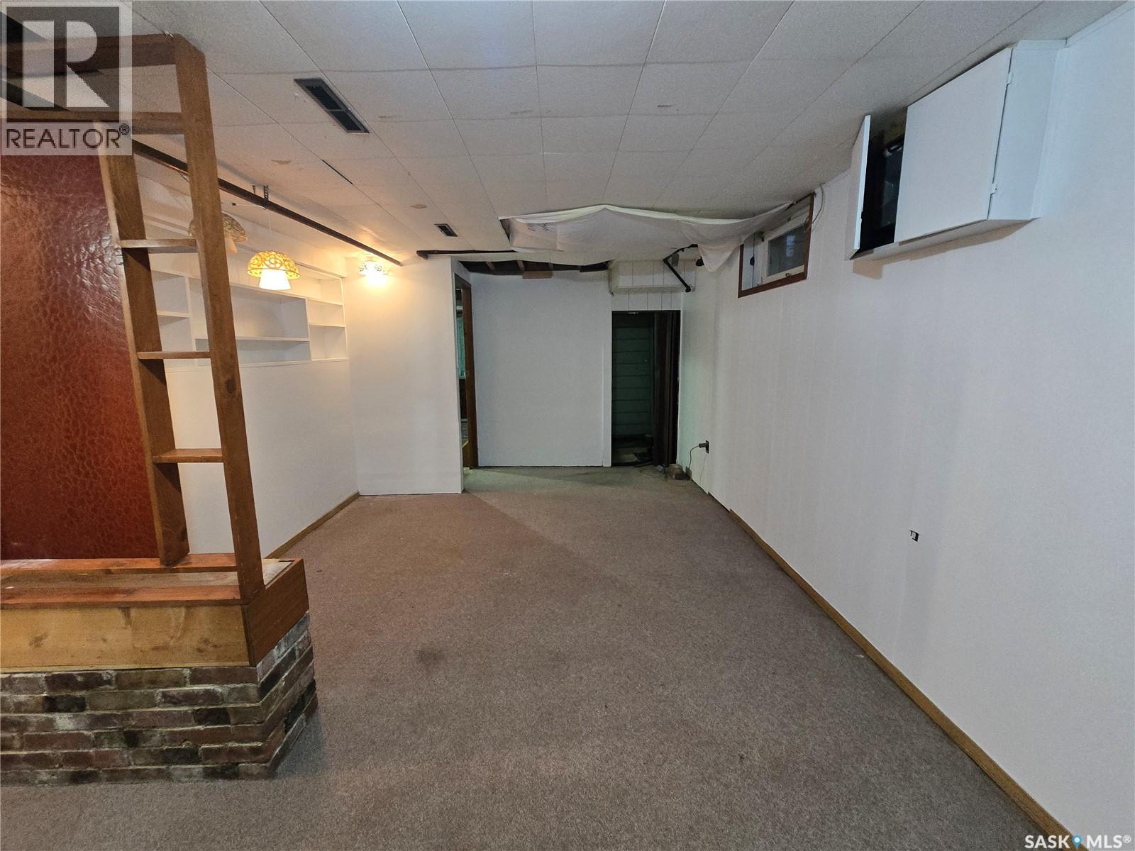 142 First Street W, Glenavon, SK - Indoor Photo Showing Other Room
