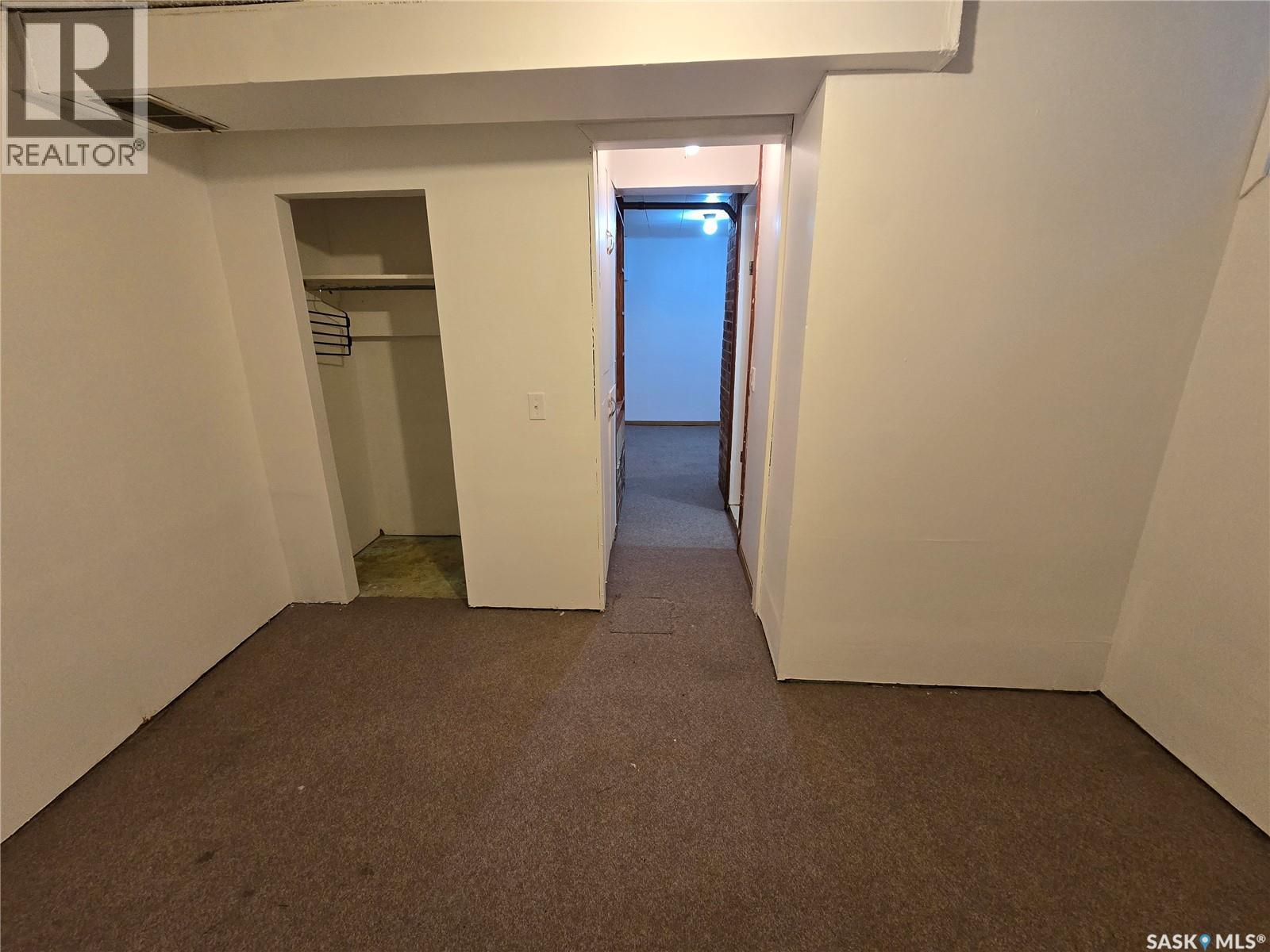 142 First Street W, Glenavon, SK - Indoor Photo Showing Other Room
