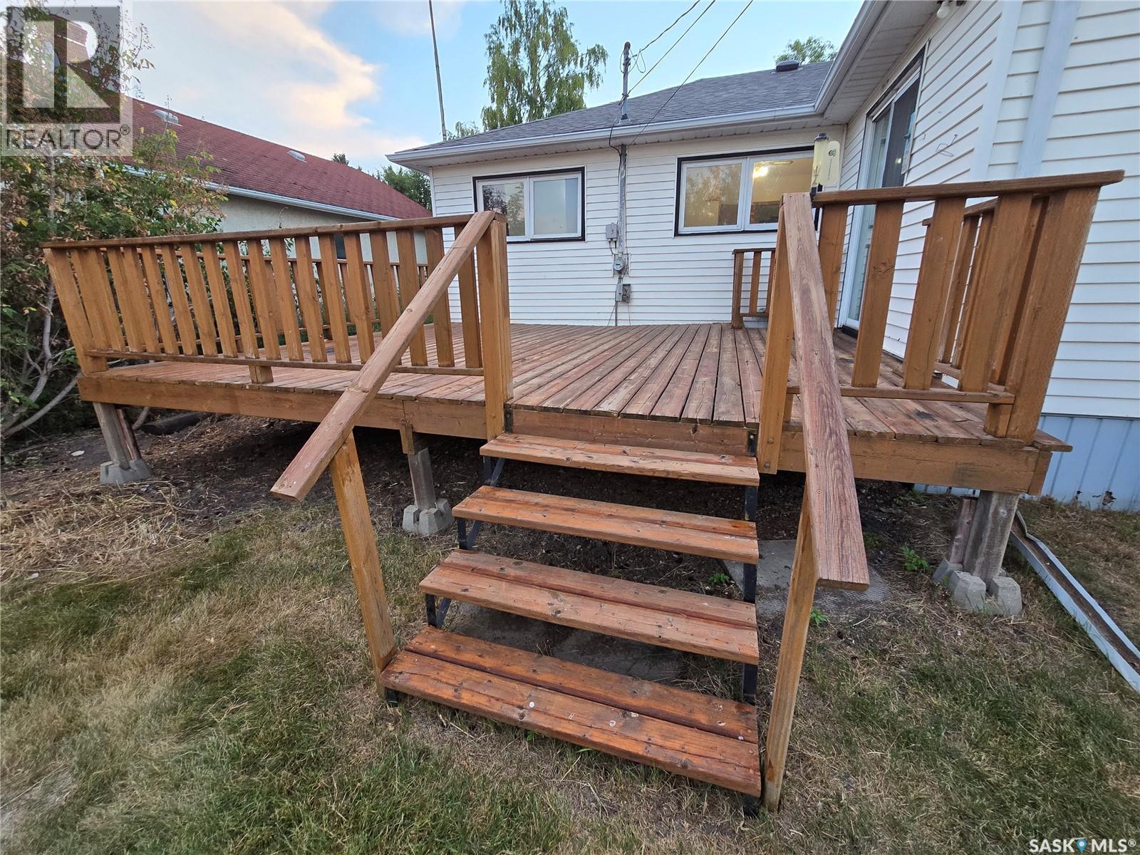 142 First Street W, Glenavon, SK - Outdoor With Deck Patio Veranda