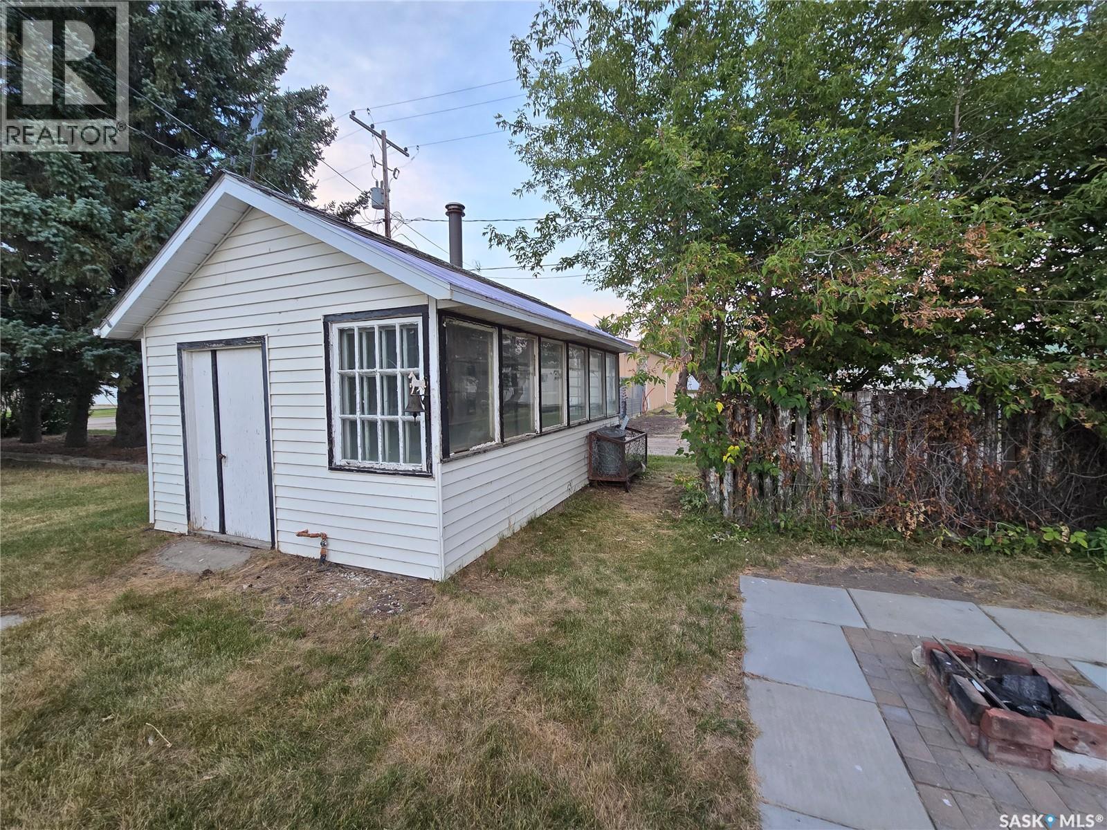 142 First Street W, Glenavon, SK - Outdoor