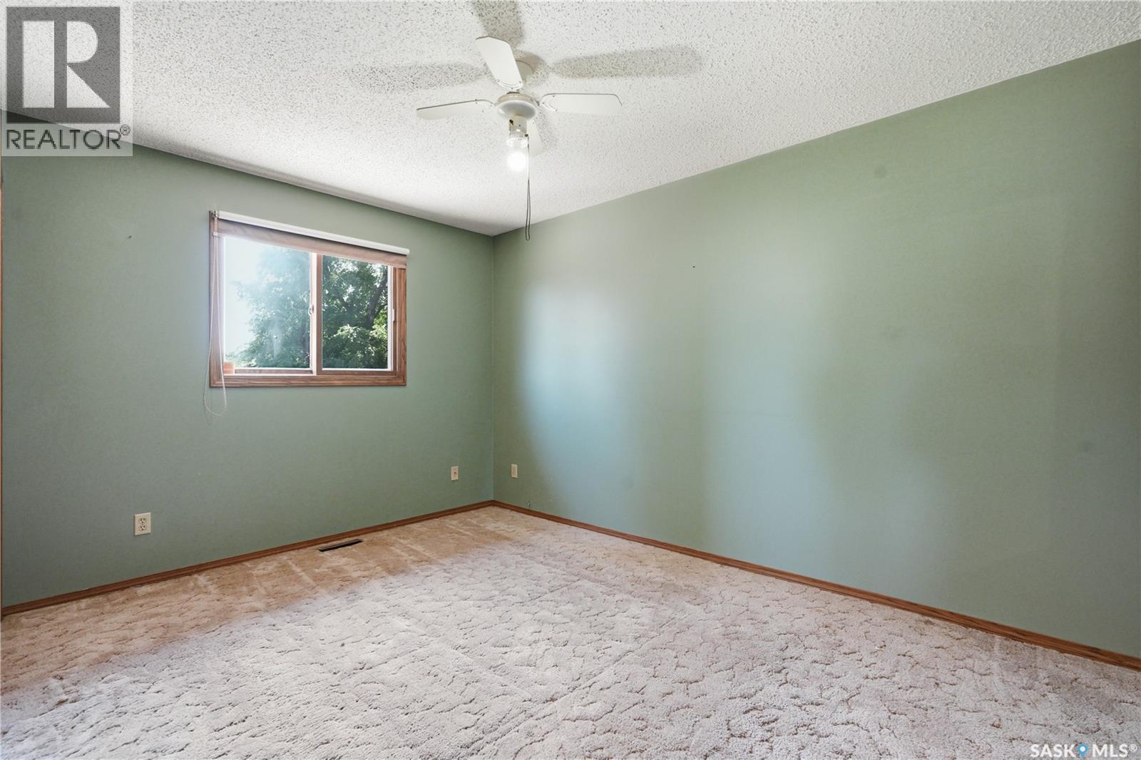 218 Main Street, Young, SK - Indoor Photo Showing Other Room