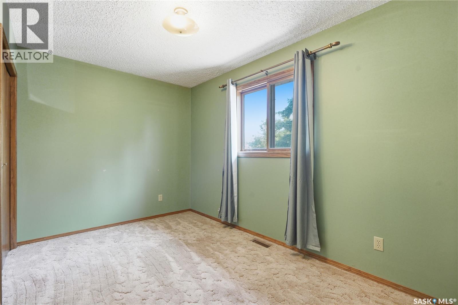 218 Main Street, Young, SK - Indoor Photo Showing Other Room