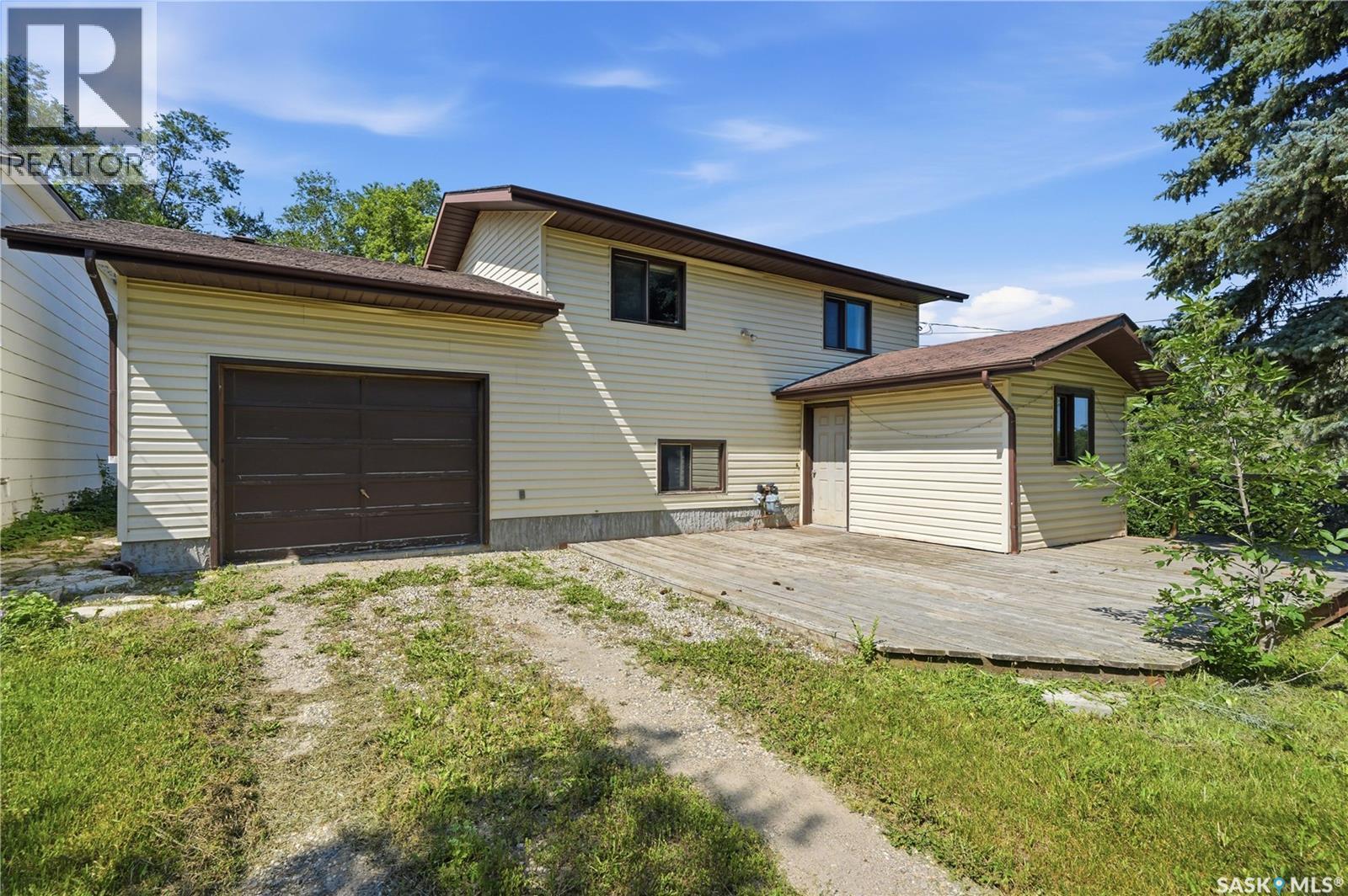 218 Main Street, Young, SK - Outdoor With Exterior