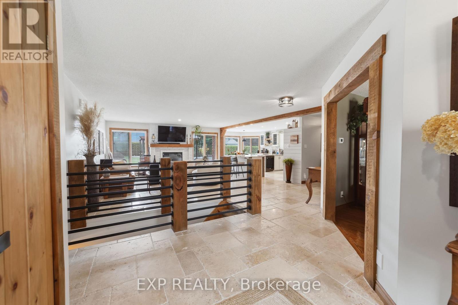 57 Valleyview Crescent, Thames Centre (Dorchester), ON - Indoor Photo Showing Other Room