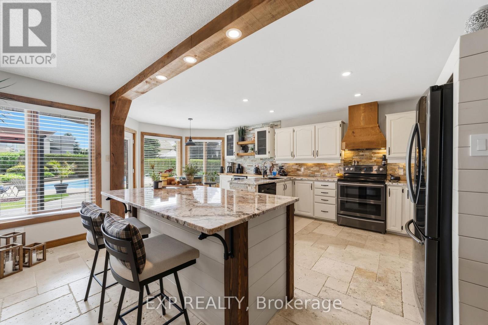 57 Valleyview Crescent, Thames Centre (Dorchester), ON - Indoor