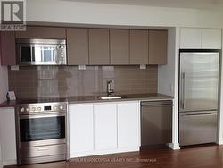 4315 - 75 QUEENS WHARF ROAD Toronto, ON M5V 0J8