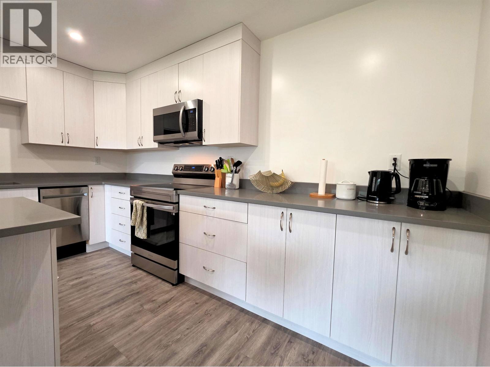 106 3777 Massey Drive, Prince George, BC - Indoor Photo Showing Kitchen