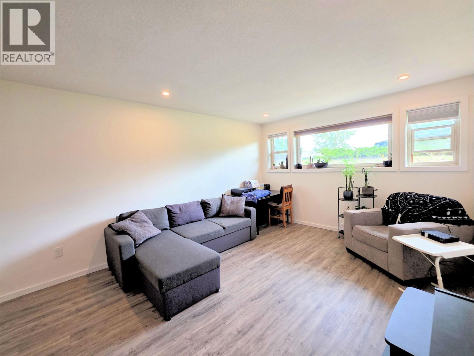 106 3777 Massey Drive, Prince George, BC - Indoor Photo Showing Living Room