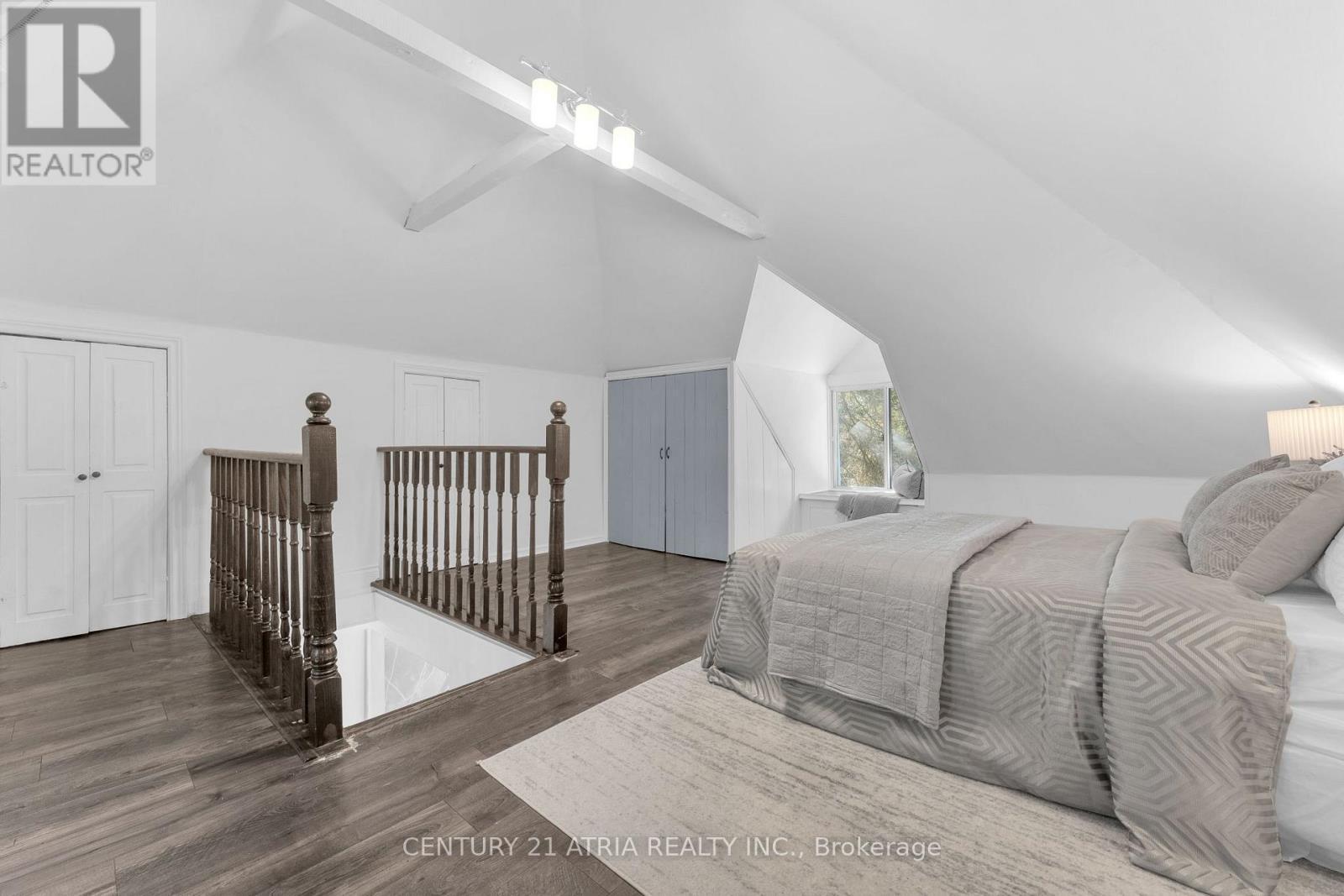 609 Pearson Street, Newmarket, ON - Indoor Photo Showing Bedroom