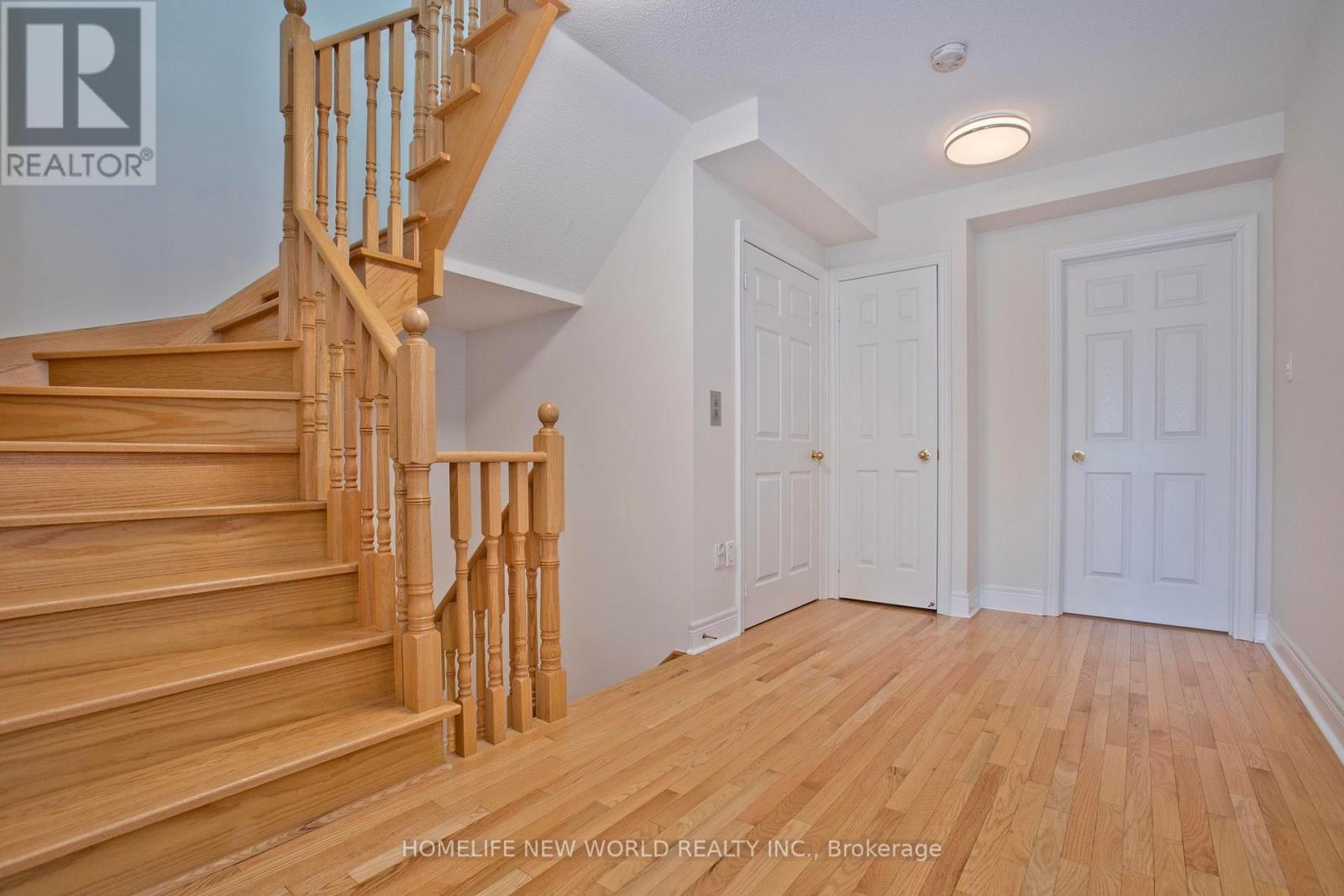 1 Mackenzie'S Stand Avenue, Markham, ON - Indoor Photo Showing Other Room