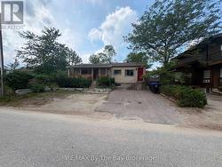 240 SHORE LANE Wasaga Beach, ON L9Z 2J1