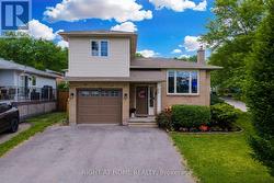 62 HAZEL STREET St. Catharines, ON L2T 4B7