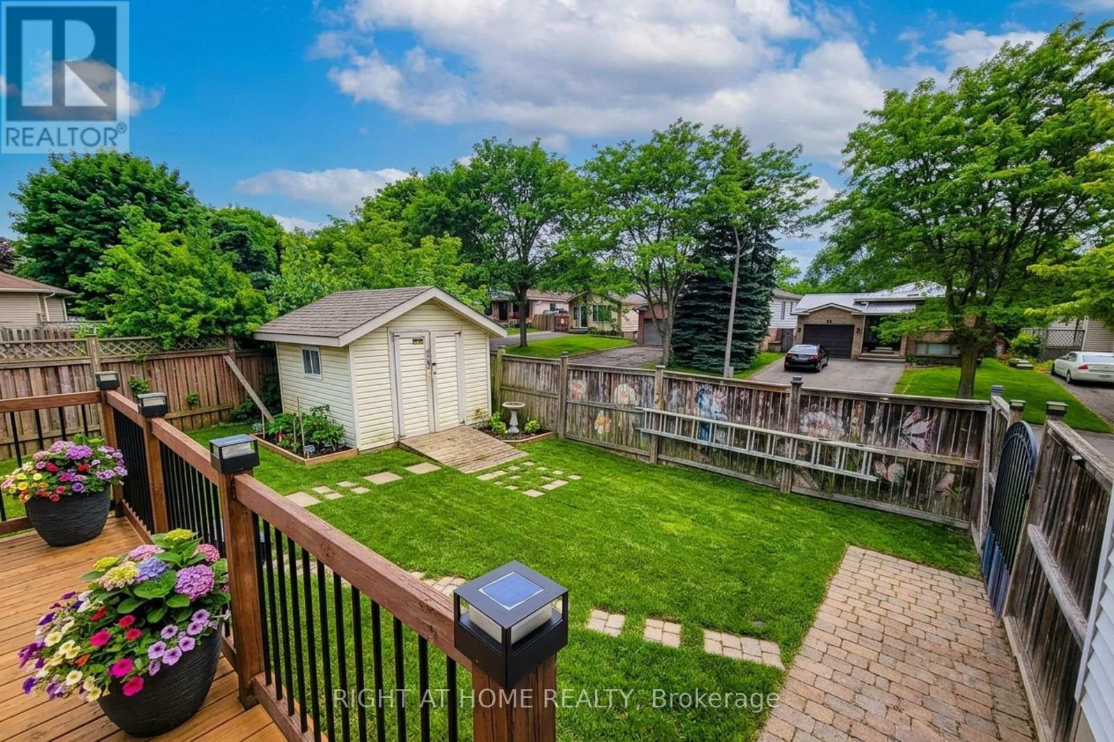 62 Hazel Street, St. Catharines, ON - Outdoor With Deck Patio Veranda