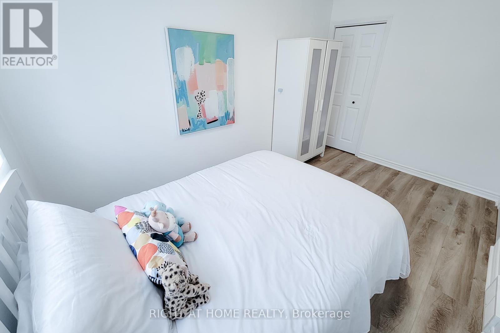 62 Hazel Street, St. Catharines, ON - Indoor Photo Showing Bedroom