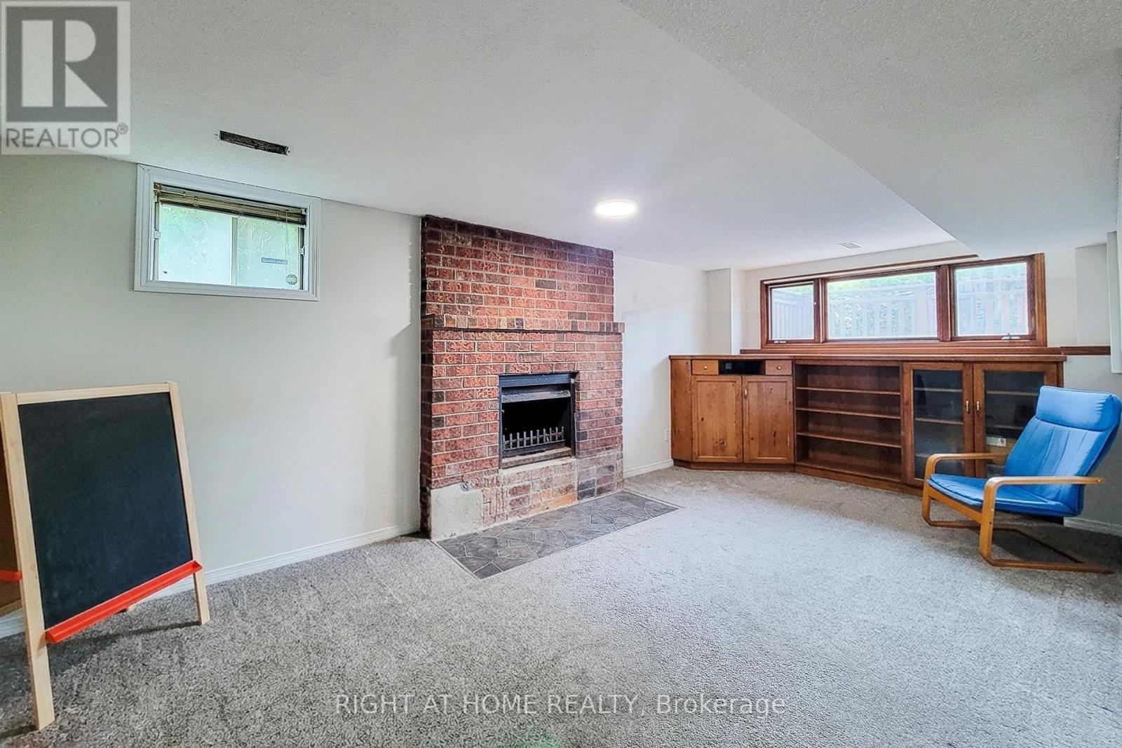 62 Hazel Street, St. Catharines, ON - Indoor With Fireplace