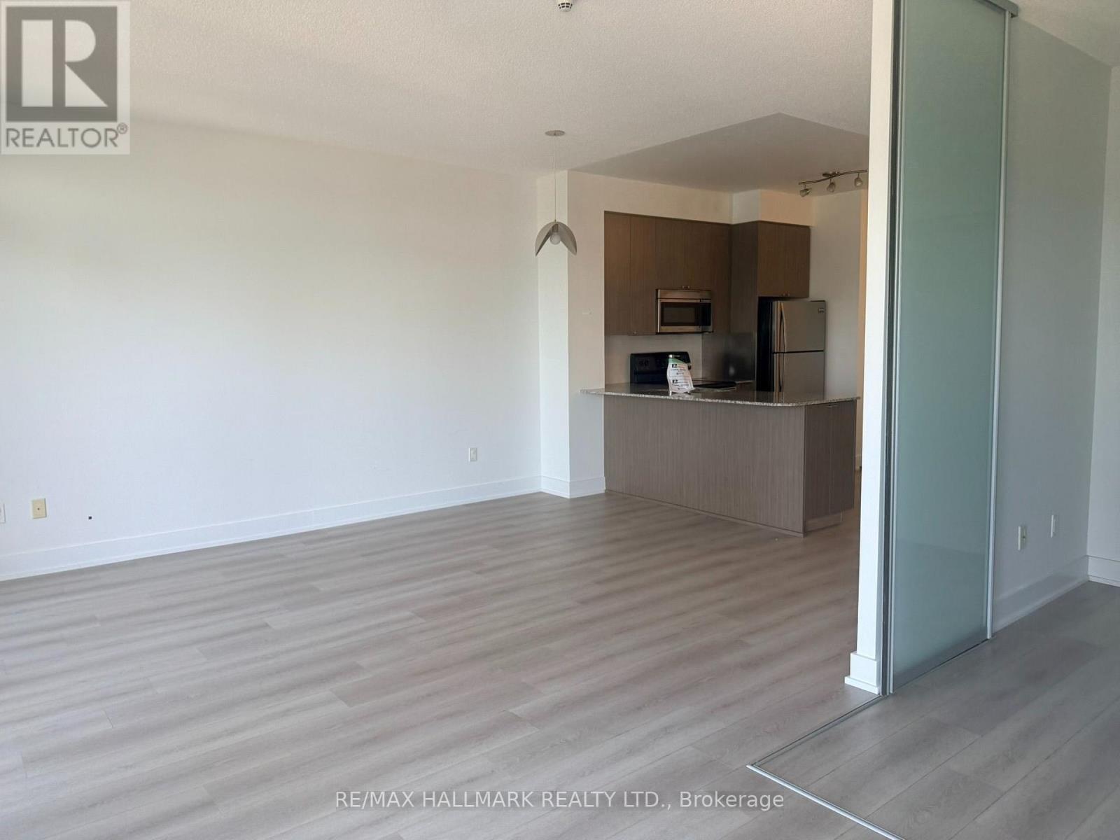 2011 - 23 Sheppard Avenue E, Toronto, ON - Indoor Photo Showing Other Room