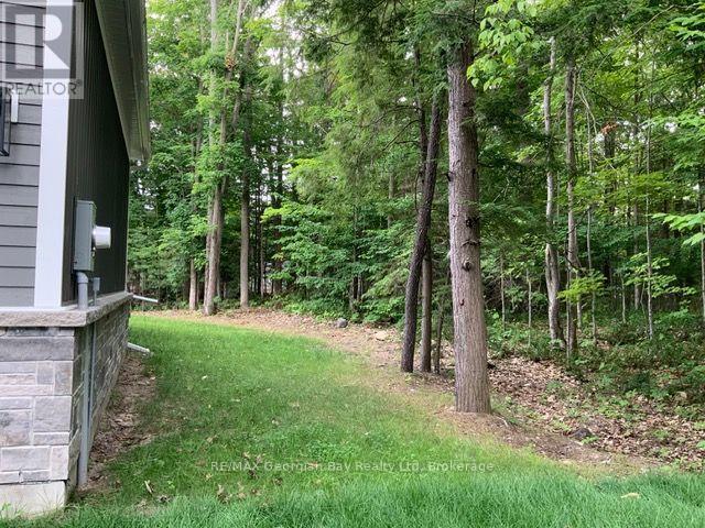 5 Oakwood Avenue S, Tiny, ON - Outdoor