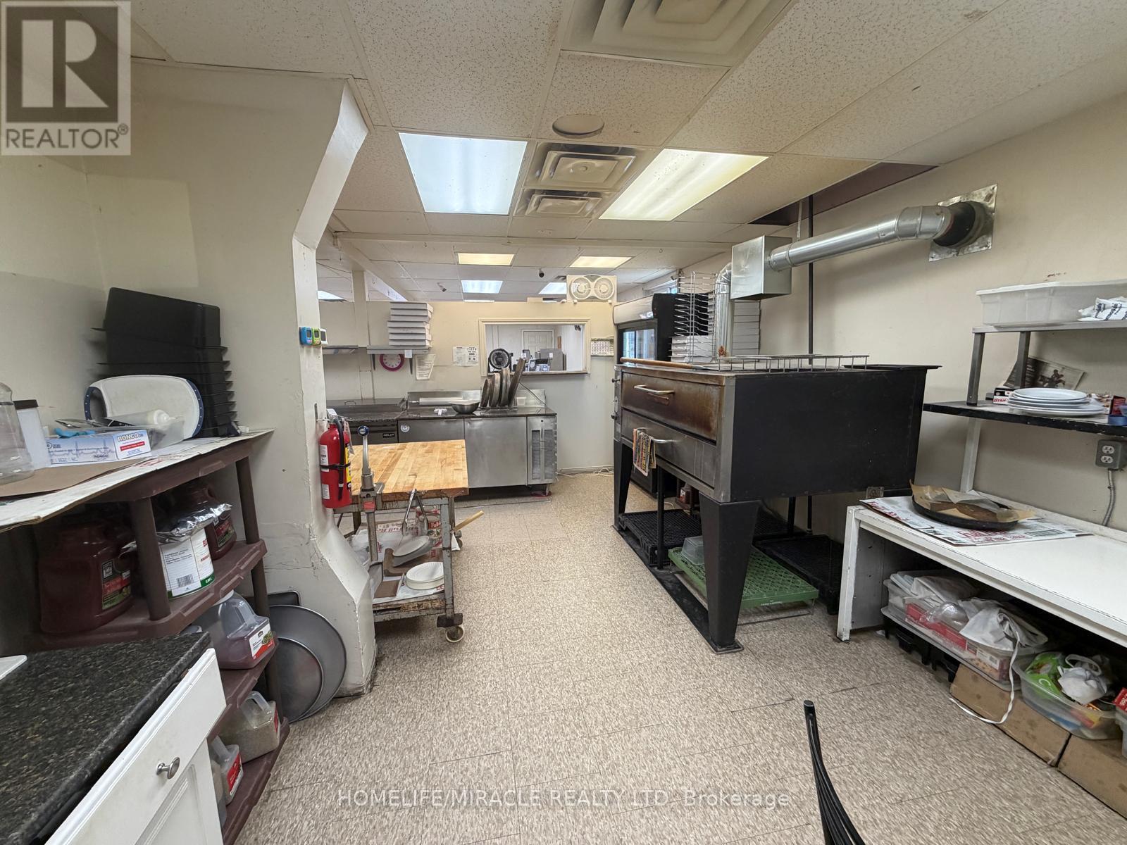 13 Yonge Street S, Springwater, ON