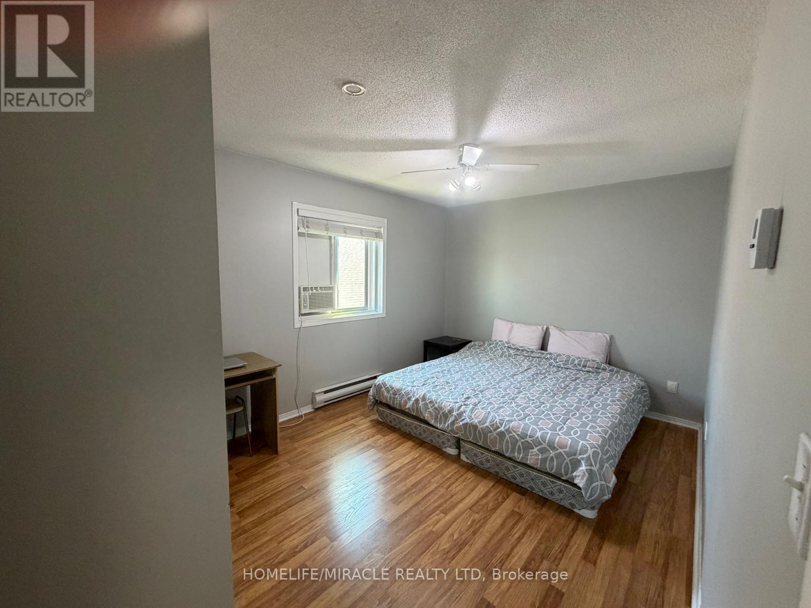 13 Yonge Street S, Springwater, ON