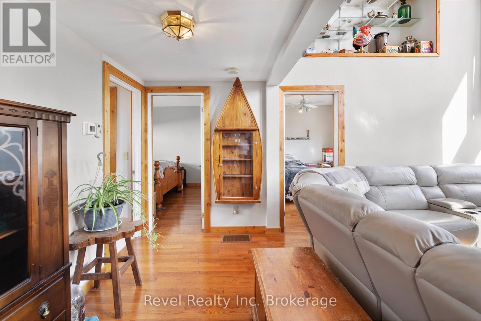 2242 Highway 124, Whitestone (Dunchurch), ON - Indoor